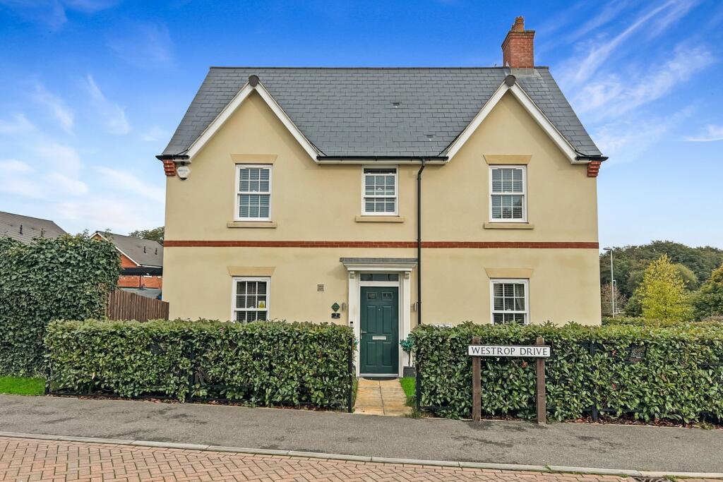 4 bedroom detached house for sale in Westrop Drive, Sible Hedingham
