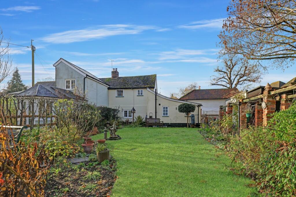 2 bedroom cottage for sale in Alderford Street, Sible Hedingham