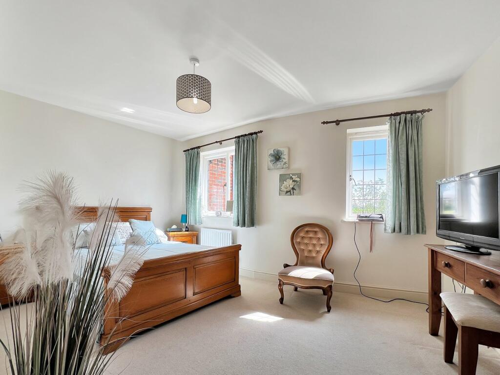 Additional property image - Dame Mary Walk, Halstead, CO9