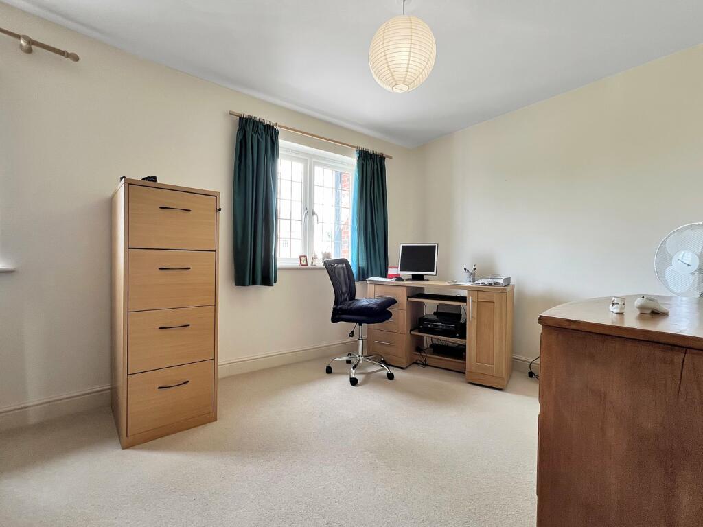 Additional property image - Dame Mary Walk, Halstead, CO9