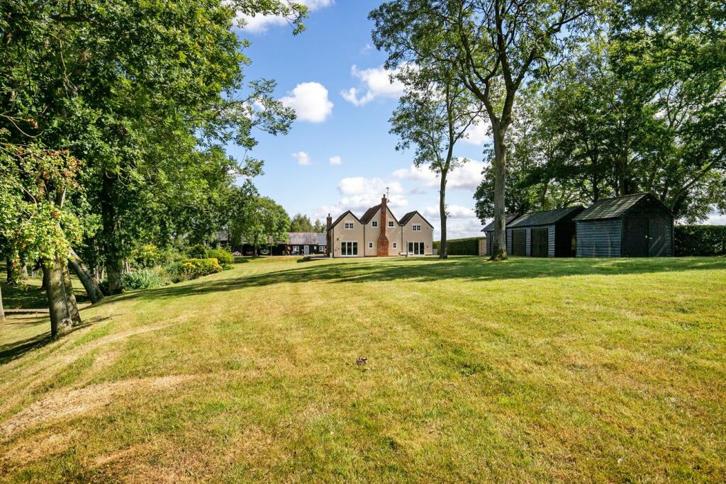 Additional property image - Gladfen Hall Road, Greenstead Green, Halstead, CO9