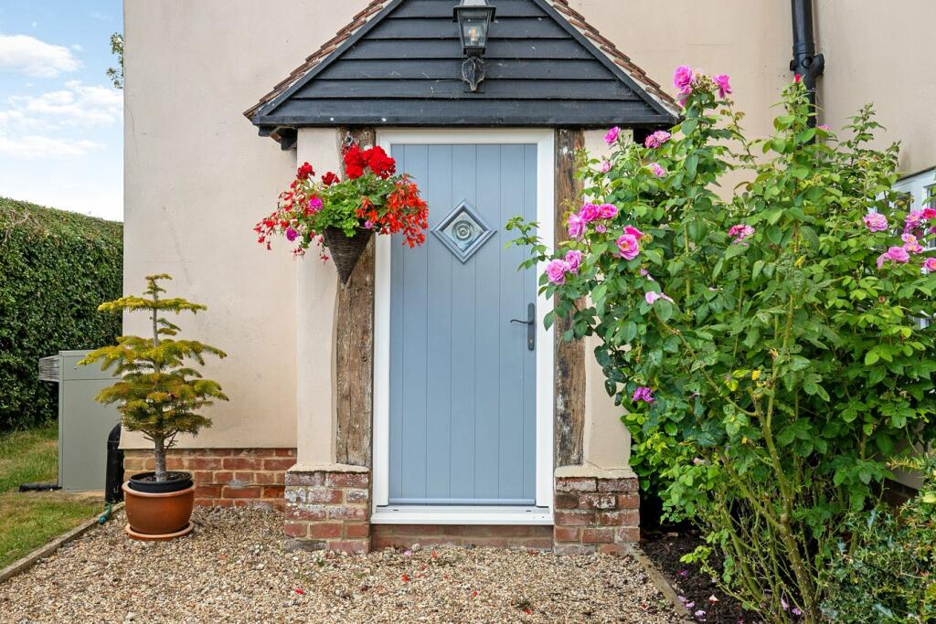 Additional property image - Gladfen Hall Road, Greenstead Green, Halstead, CO9