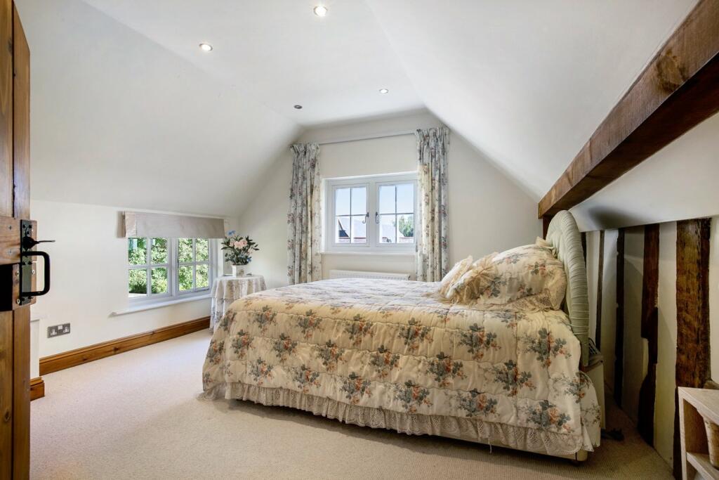 Additional property image - Gladfen Hall Road, Greenstead Green, Halstead, CO9