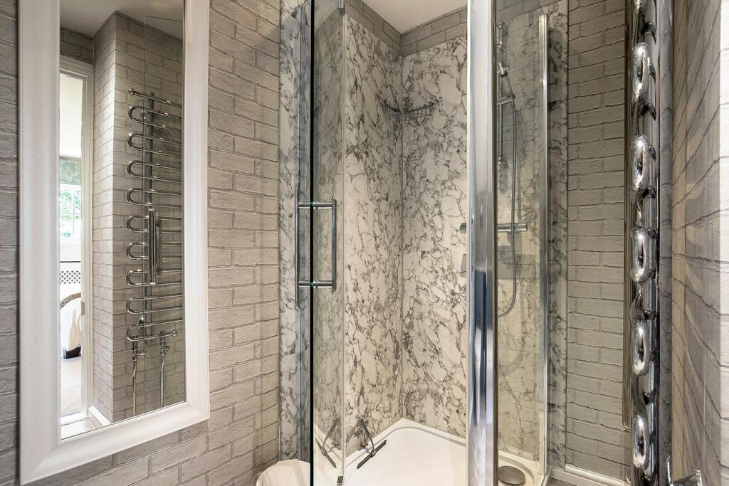 Additional property image - Gladfen Hall Road, Greenstead Green, Halstead, CO9