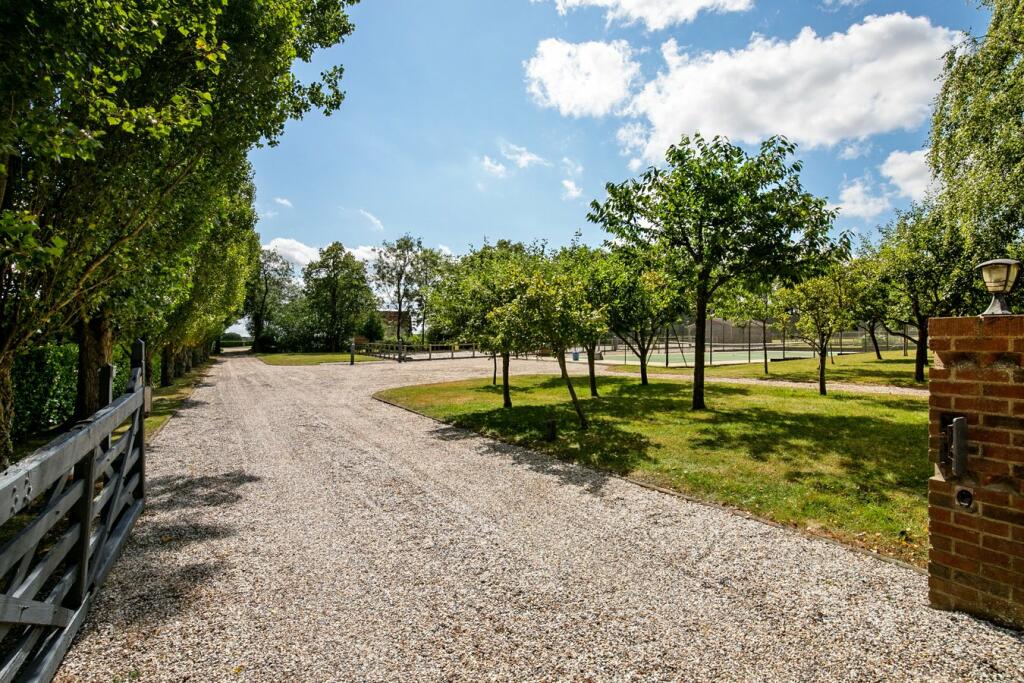 Additional property image - Gladfen Hall Road, Greenstead Green, Halstead, CO9