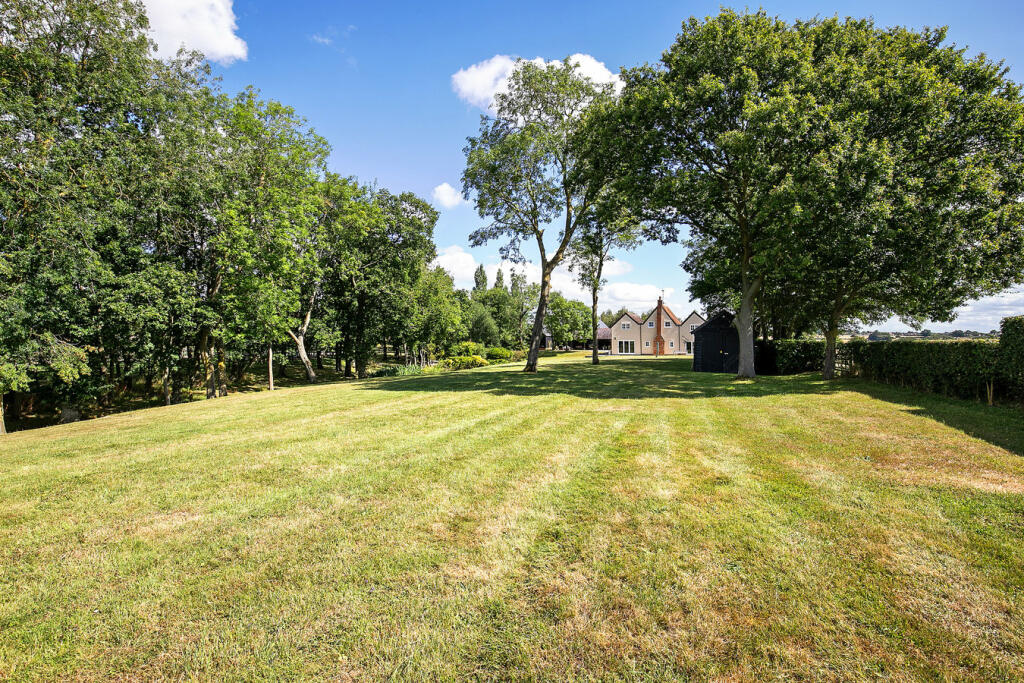 Additional property image - Gladfen Hall Road, Greenstead Green, Halstead, CO9
