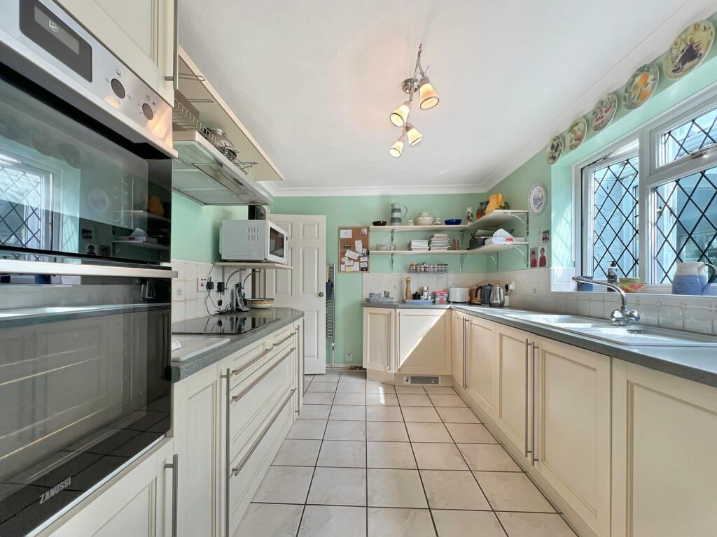 Additional property image - Crocklands, Greenstead Green, Halstead, CO9