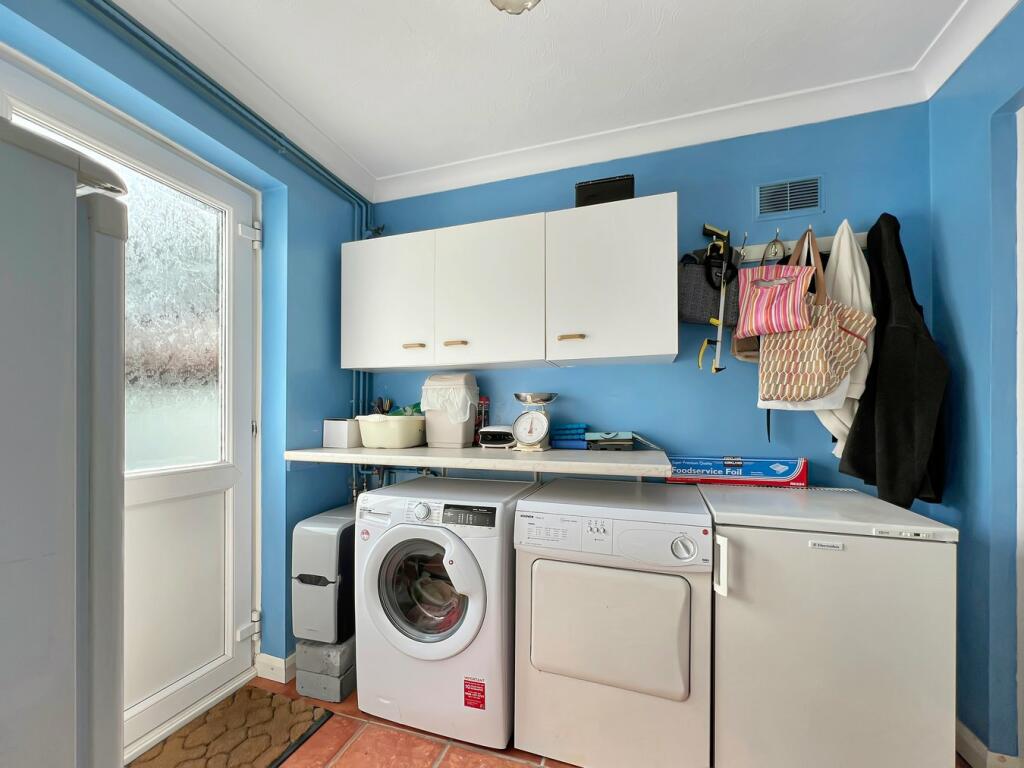 Additional property image - Crocklands, Greenstead Green, Halstead, CO9