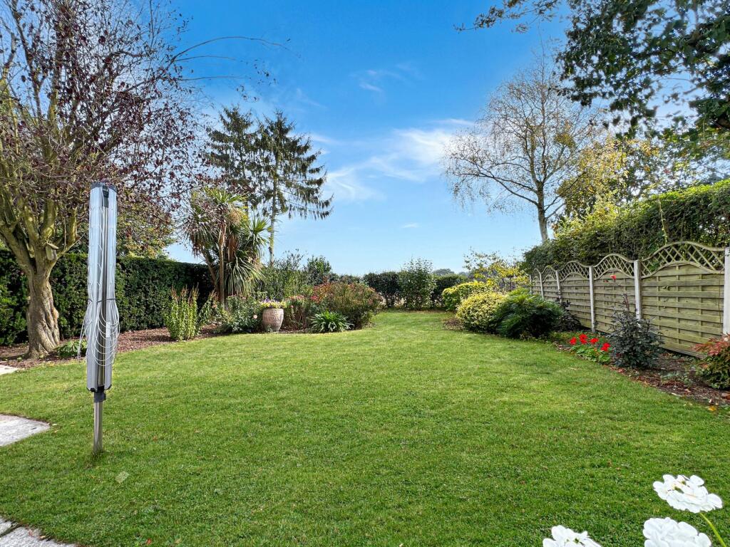 Additional property image - Crocklands, Greenstead Green, Halstead, CO9