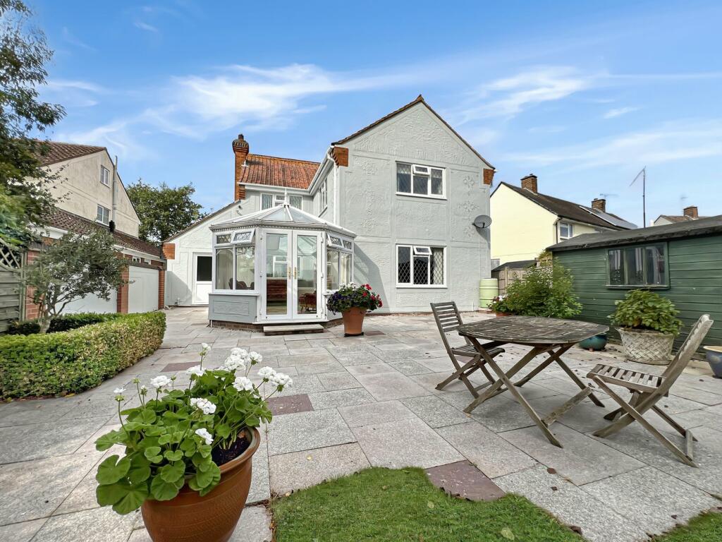 Additional property image - Crocklands, Greenstead Green, Halstead, CO9
