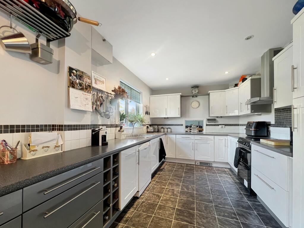 Additional property image - Fox Yard, Wickham St Paul, Halstead, CO9