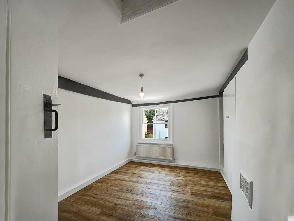Additional property image - Bird In Hand Apartments, Chapel Hill, Halstead, CO9