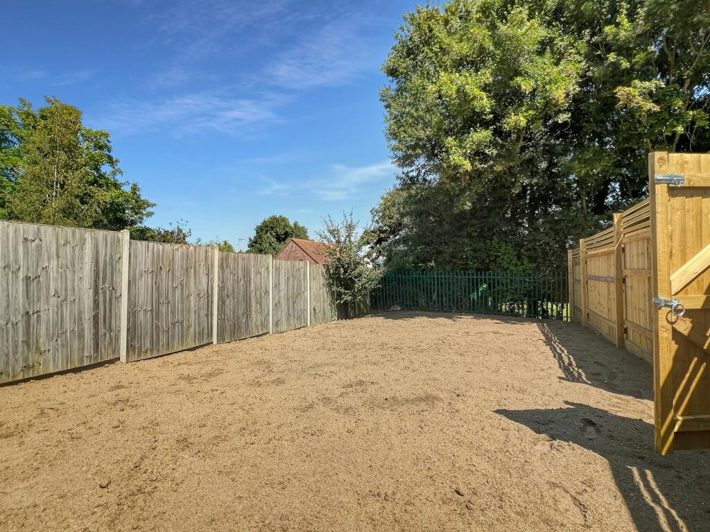 Additional property image - Bird In Hand Apartments, Chapel Hill, Halstead, CO9