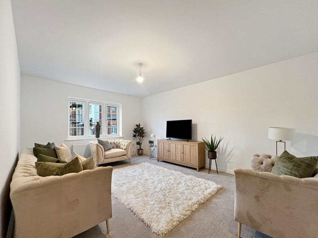 Additional property image - De Vere Grove, Halstead Road, Earls Colne, Colchester, CO6