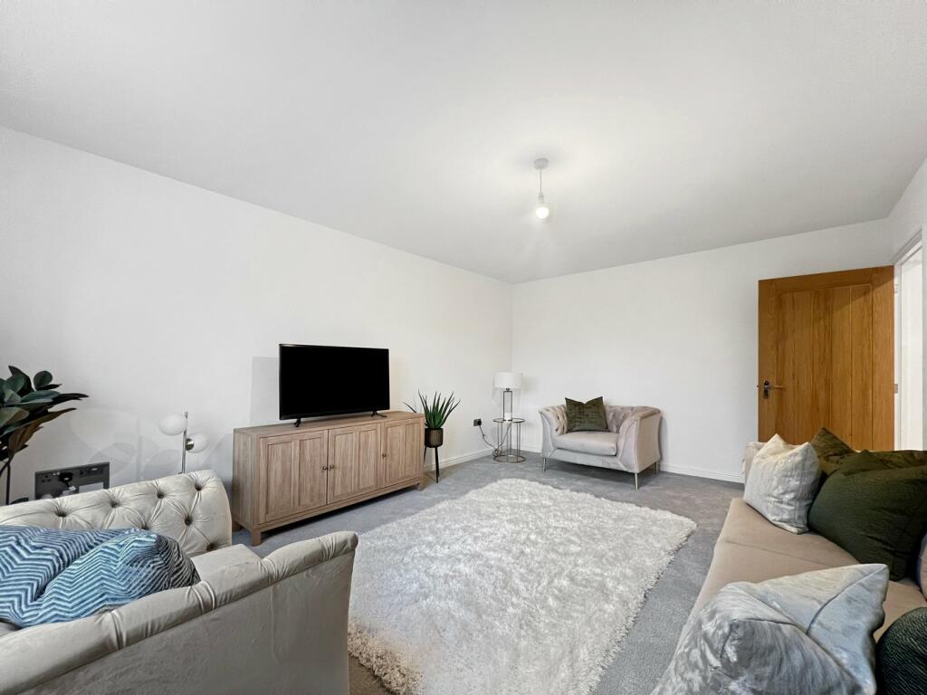 Additional property image - De Vere Grove, Halstead Road, Earls Colne, Colchester, CO6