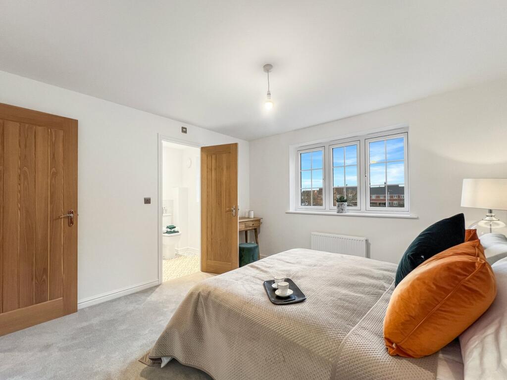 Additional property image - De Vere Grove, Halstead Road, Earls Colne, Colchester, CO6