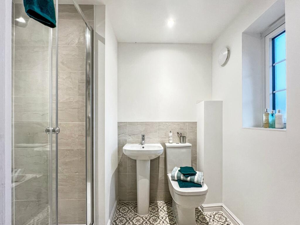 Additional property image - De Vere Grove, Halstead Road, Earls Colne, Colchester, CO6