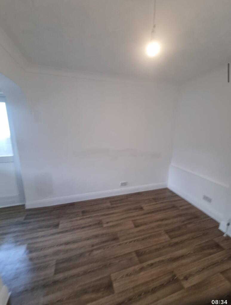 Additional property image - Headley Drive, CR0