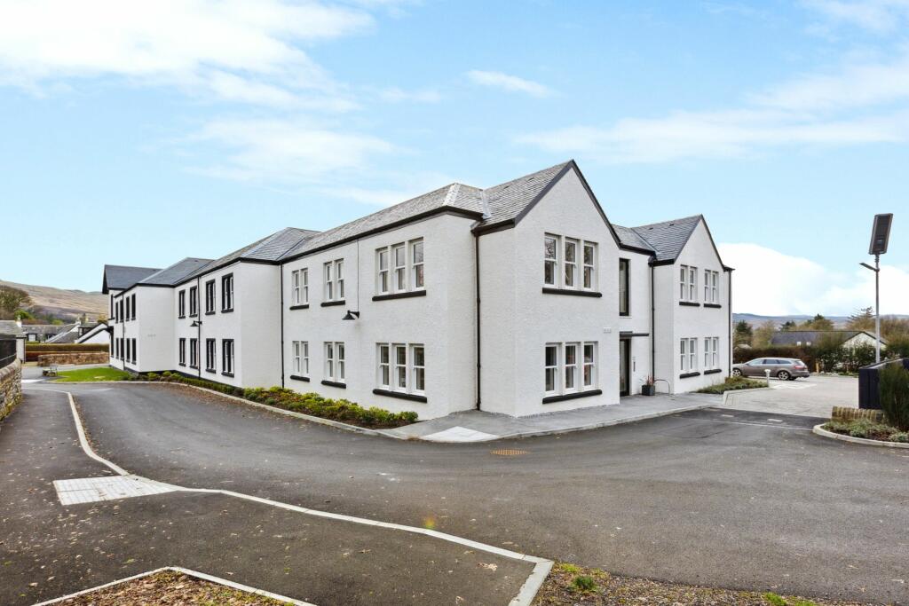 Main image of property: Flat 2, The Square, Killearn, Glasgow