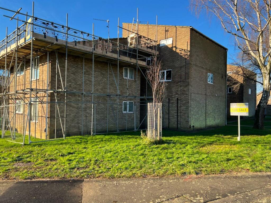 1 bedroom flat for sale in Wansford Place, Corby, NN17