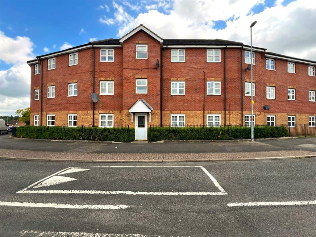 2 bedroom flat for sale in Exmouth Court, Corby, NN18