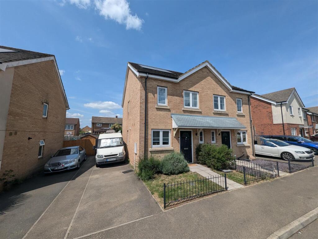 2 bedroom semi-detached house