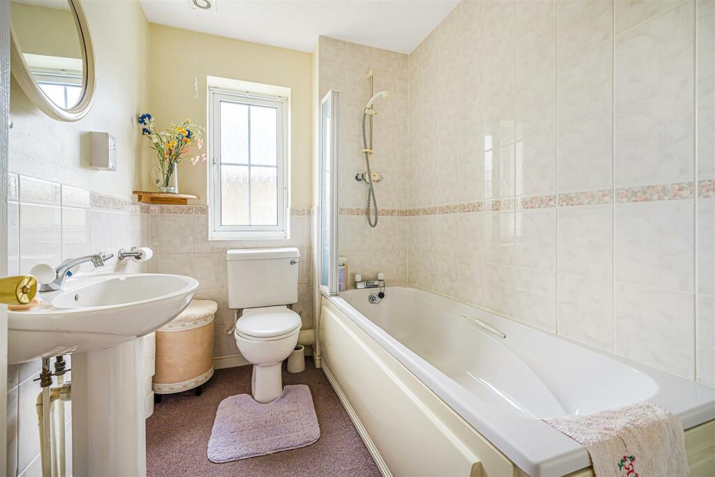 4 bedroom detached house for sale in Okehampton Way, Ivybridge, PL21