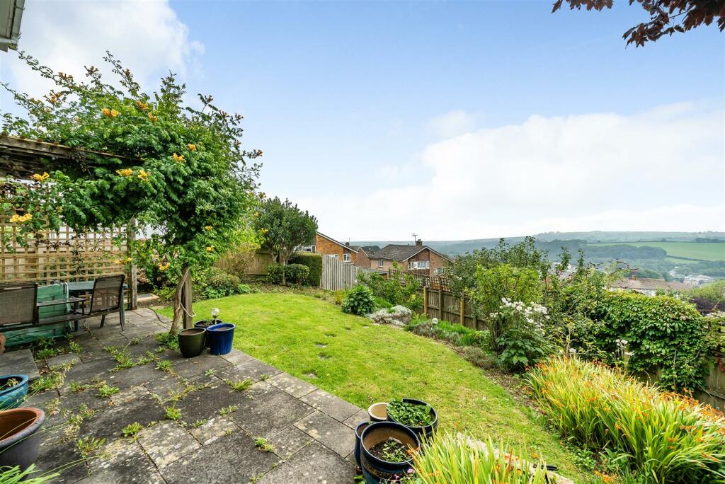 4 bedroom detached house for sale in Blachford Road, Ivybridge, PL21