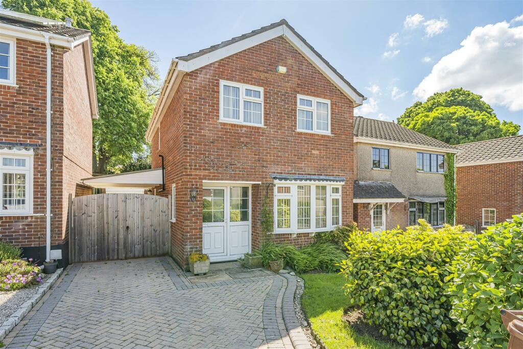 3 bedroom detached house for sale in Trehill Road, Ivybridge, PL21