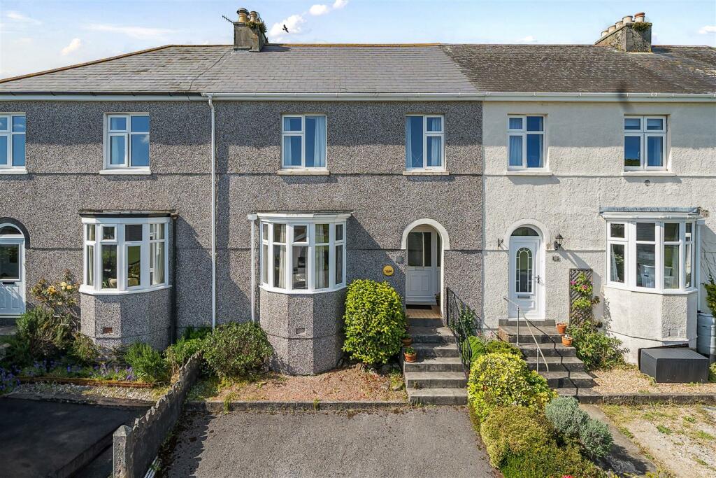 3 bedroom terraced house for sale in Bridge Park, Ivybridge, PL21