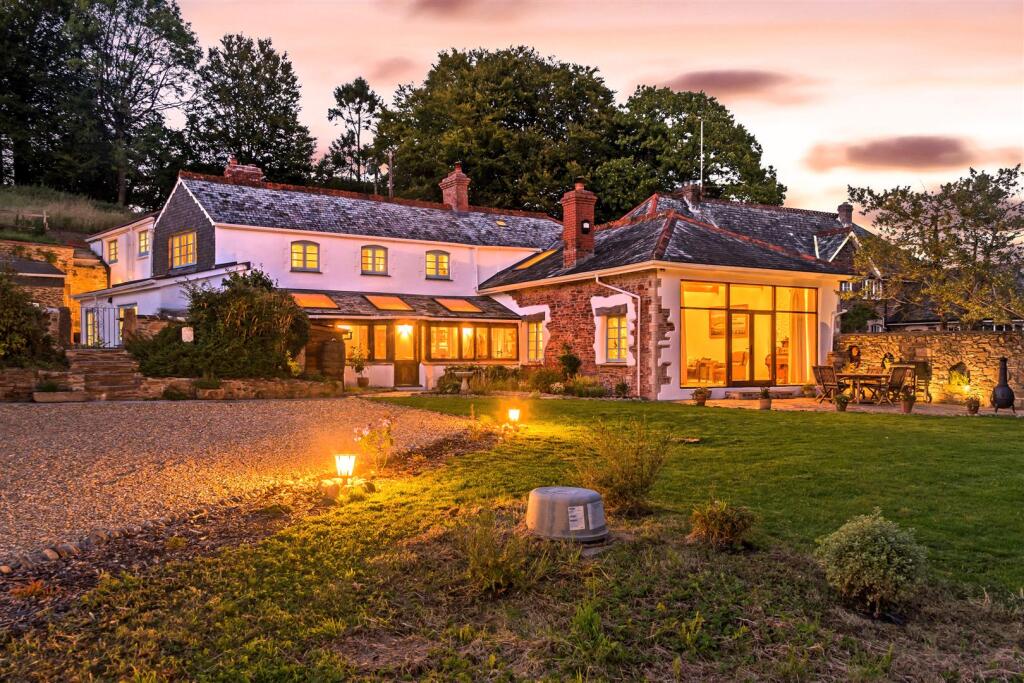 Main image of property: Strode, Ivybridge