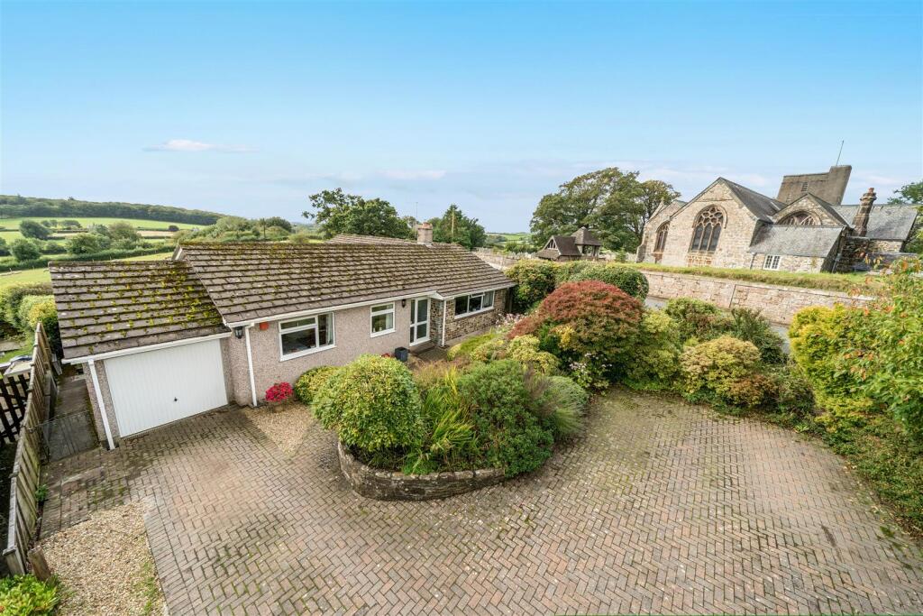 Main image of property: Abbotts Park, Cornwood