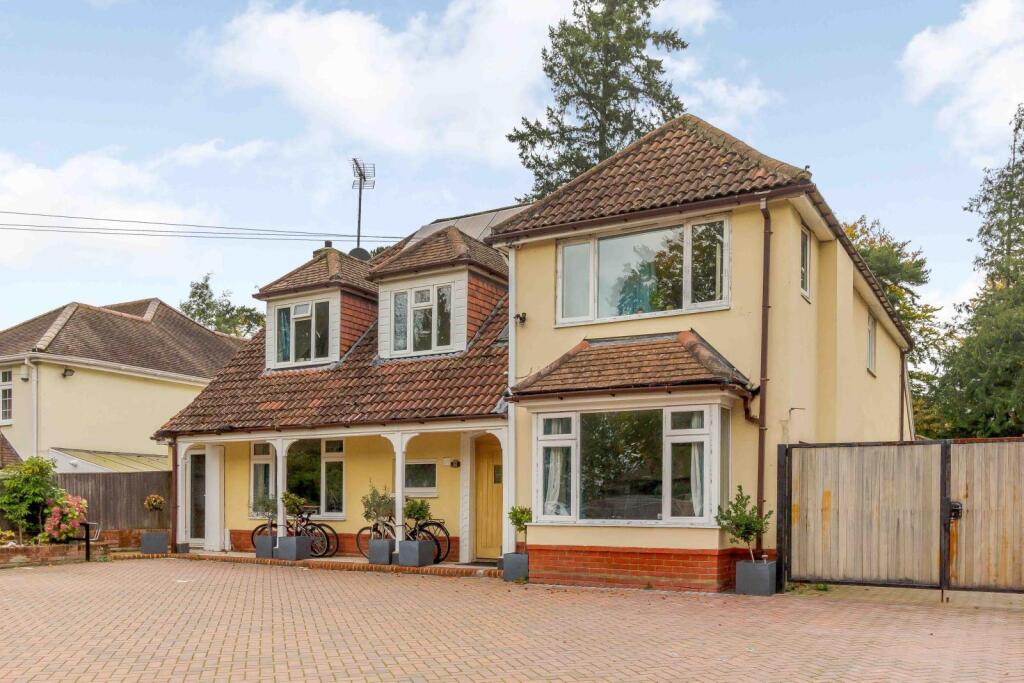 Main image of property: The Gables, Bassett Heath Avenue, Southampton