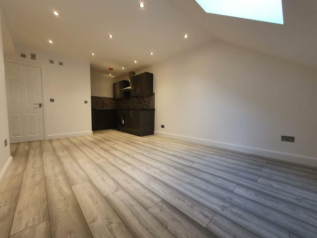 1 bedroom flat for rent in Charles Street, Leicester, LE1