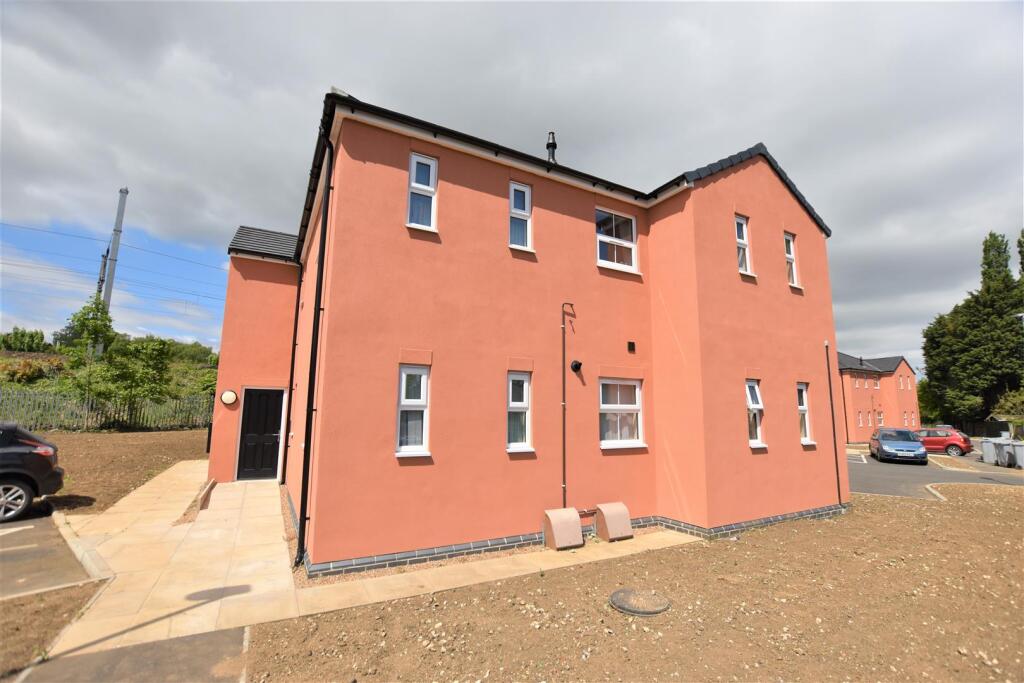 Main image of property: The Sidings, 4 Mount Street, Grantham, NG31