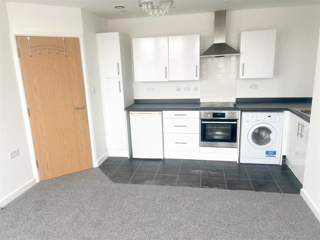 Main image of property: 44 Abbey Street, Leicester