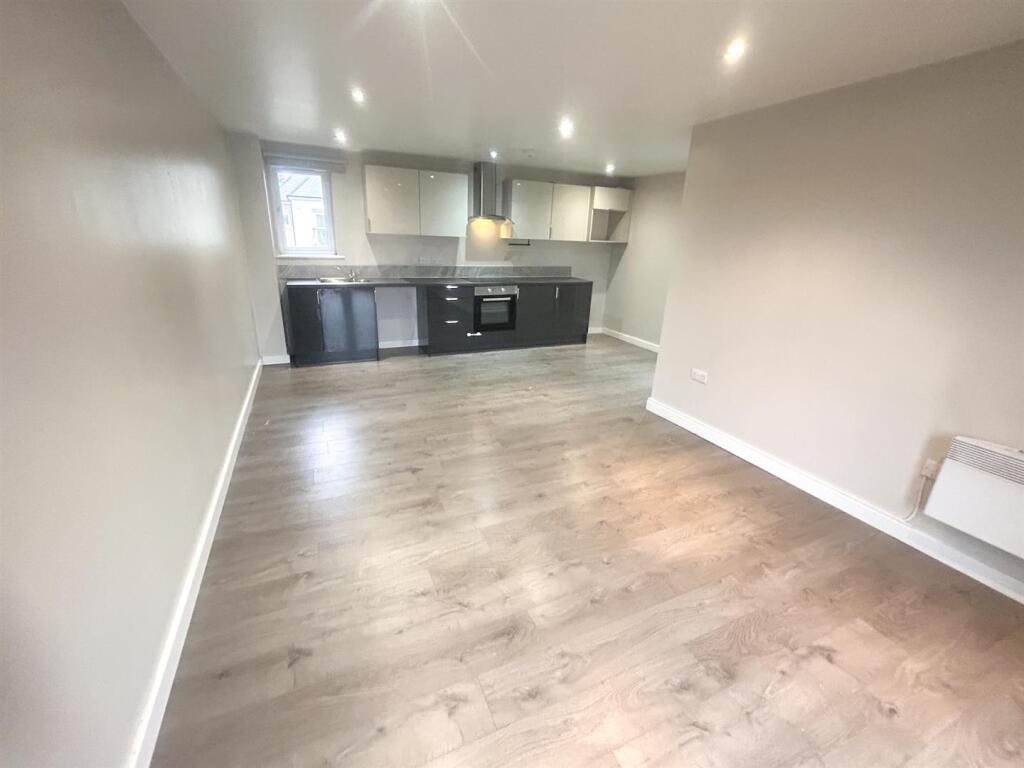 Main image of property: Paddock Way, Hinckley, Leicestershire