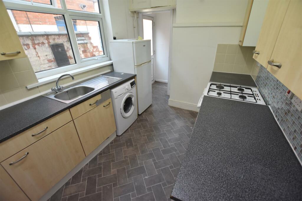 1 bedroom flat for rent in Cambridge Street, Leicester, LE3