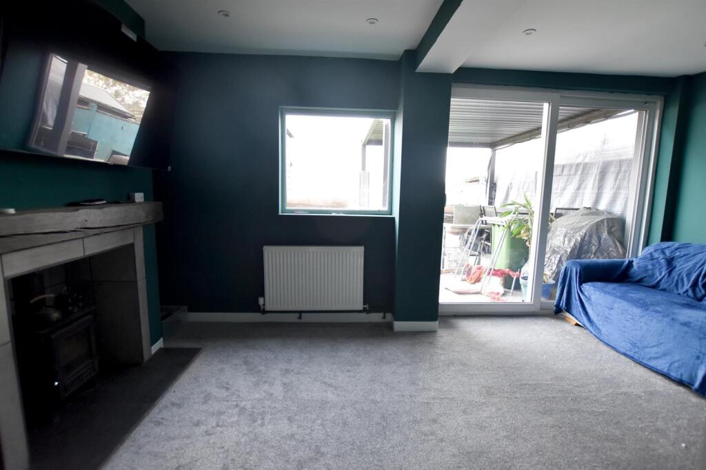 Additional property image - Mancetter Road, Nuneaton