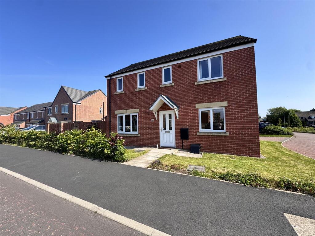 Main image of property: Moonstone Crescent, Poulton-Le-Fylde