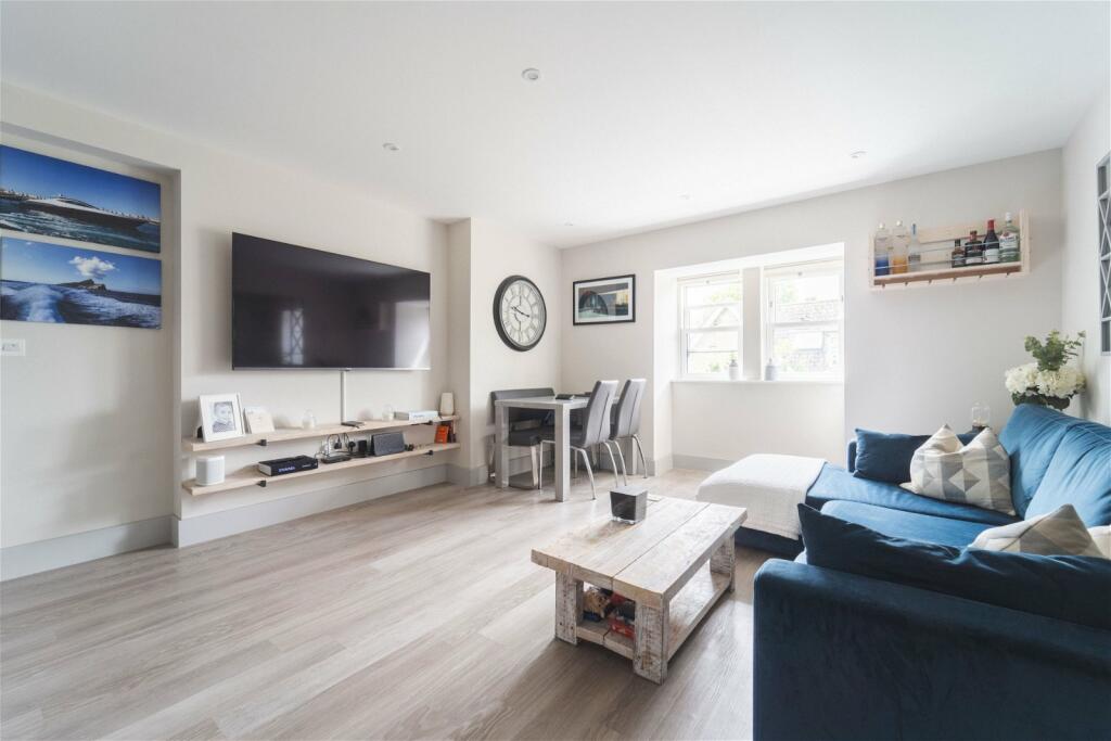 Main image of property: The Belgravia, Christchurch Road, Bournemouth, BH1 3FF