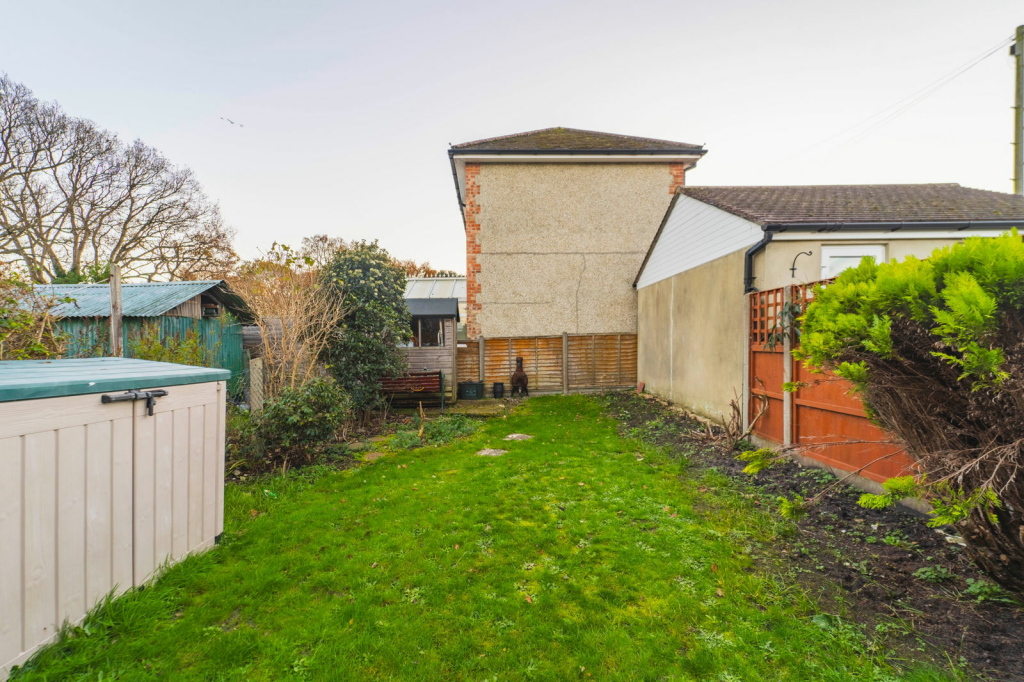 Additional property image - Brisbane Road, Christchurch, BH23 2HP