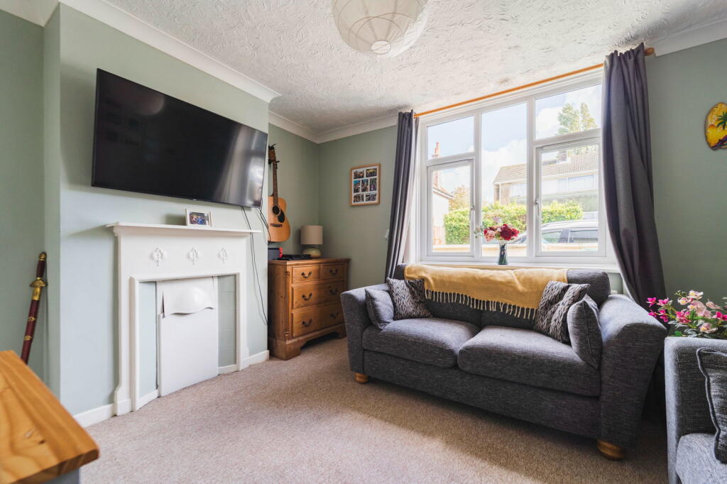Main image of property: Beaulieu Road, Christchurch, BH23 2EA