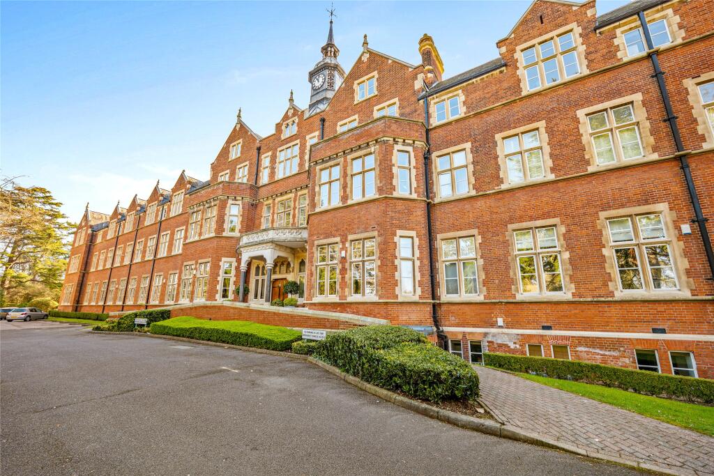 Main image of property: Lavender Close, Leatherhead, Surrey, KT22