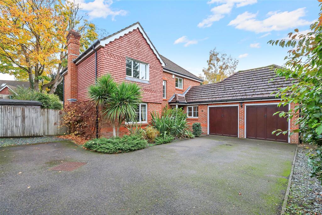 Main image of property: Quarry Gardens, Leatherhead, Surrey, KT22