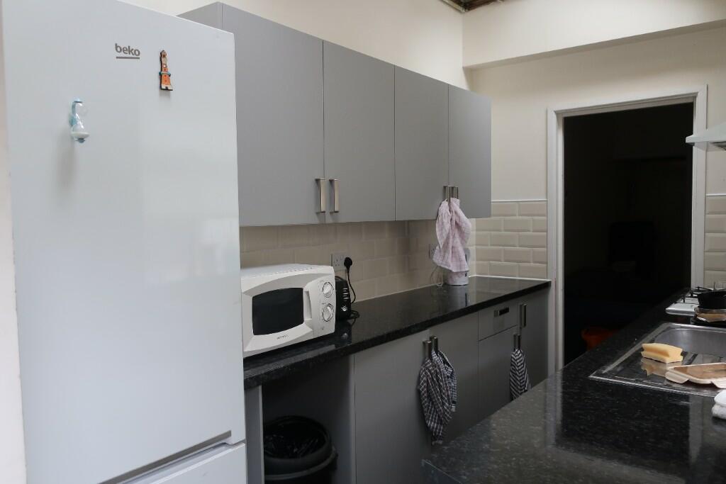 Additional property image - 10 Hope Place, Dawlish Road, Birmingham, B29 7AN