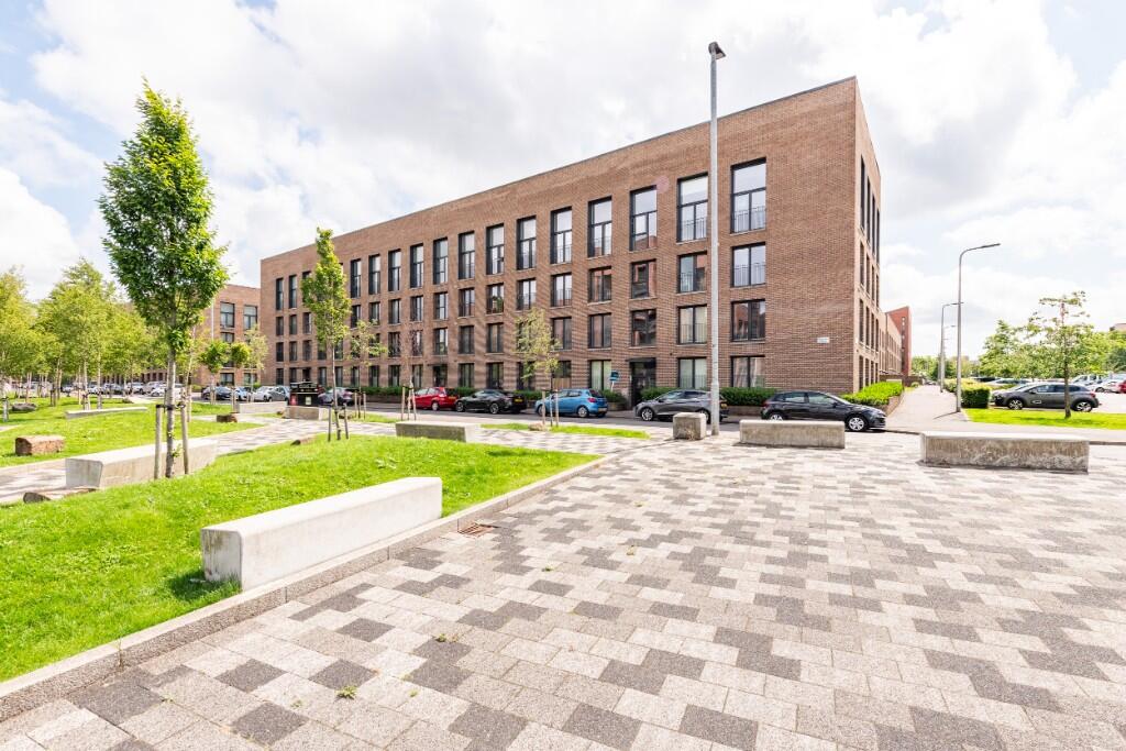 Main image of property: 2/1, 25 Bedford Street, Glasgow, G5 9RE