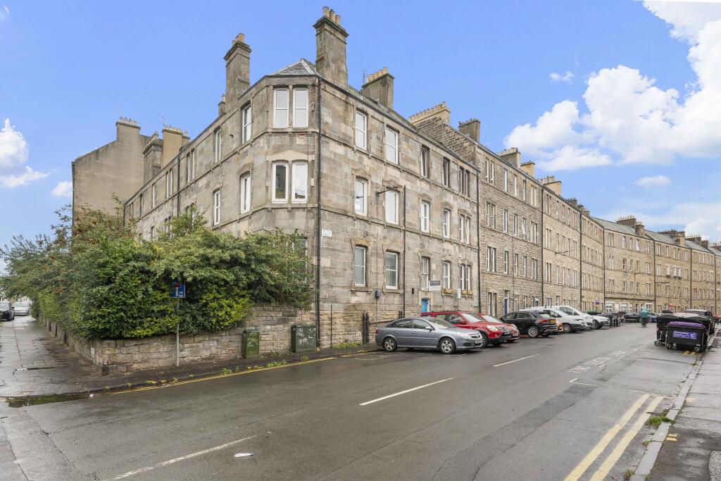 Main image of property: 1/8 Milton Street, Abbeyhill, Edinburgh, EH8 8EZ