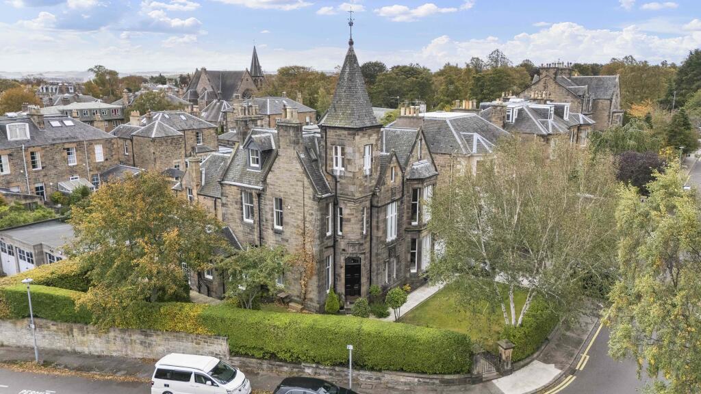 Main image of property: 2 (2F) Palmerston Road, Grange, Edinburgh, EH9 1TN