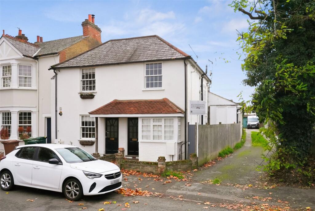 Main image of property: French Street, Lower Sunbury, TW16